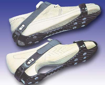 Gleitschutz fr Schnee und Eis - Schuhspikes mit Spikes aus Hartmetall fr Eis und groben Stollen fr Schnee 21,40EUR